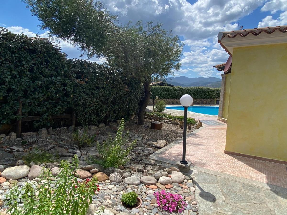 Villa Peonia Budoni Exterior photo